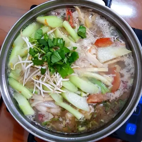 Cách Nấu Canh Chua Cá Lăng Đơn Giản Mà Vẫn Đậm Đà, Thơm Ngon Chuẩn Vị Miền Tây