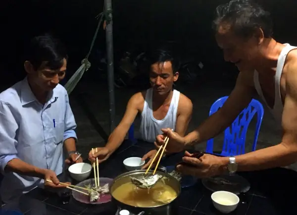 Cách Nấu Canh Chua Cá Mòi Chuẩn Vị Miền Tây, Thơm Ngon Bổ Dưỡng