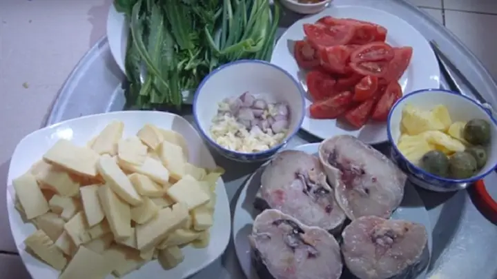 Cách Nấu Canh Chua Cá Tầm Dọc Mùng