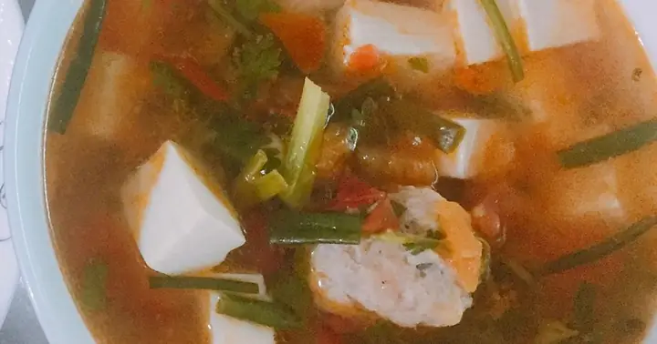 Cách Nấu Canh Chua Đậu Hũ Non Thanh Mát, Đậm Đà Cho Ngày Hè