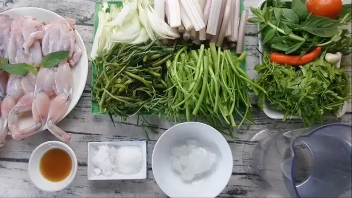 Cách Nấu Canh Chua Ếch Ngon Chuẩn Vị Miền Tây