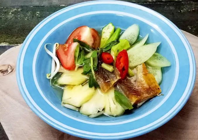Cách Nấu Canh Chua Khô Cá Lóc Ngon Chuẩn Vị Miền Tây