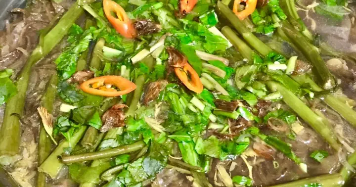 Cách Nấu Canh Chua Lươn Rau Muống: Bí Quyết Cho Món Ăn Dân Dã Chuẩn Vị Cách Nấu Canh Chua Lươn Rau Muống: Bí Quyết Cho Món Ăn Dân Dã Chuẩn Vị