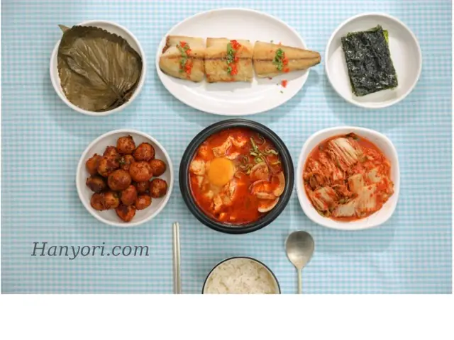 Cách Nấu Canh Đậu Phụ Hàn Quốc Chuẩn Vị Xứ Kim Chi Cách Nấu Canh Đậu Phụ Hàn Quốc Chuẩn Vị Xứ Kim Chi