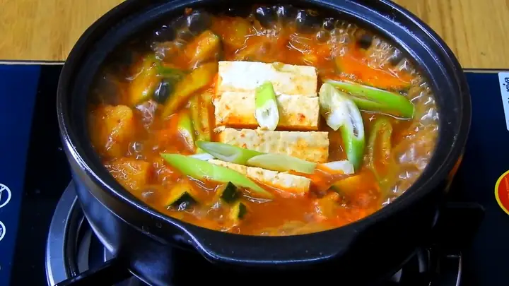 Cách Nấu Canh Đỗ Tương Thơm Ngon Bổ Dưỡng Cho Bữa Cơm Gia Đình