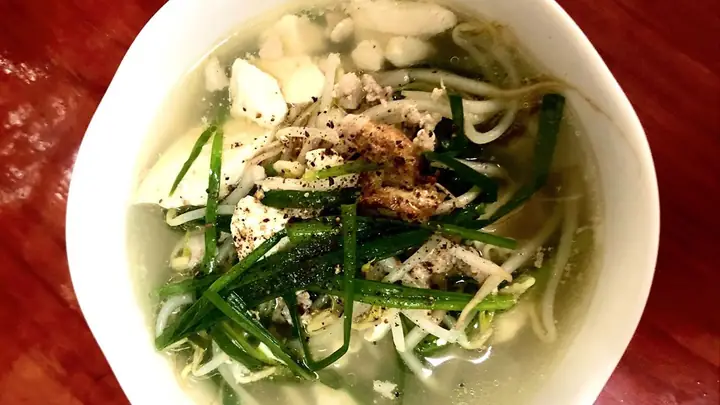Cách Nấu Canh Giá Đậu Hũ Thanh Mát, Bổ Dưỡng Cho Bữa Cơm Gia Đình