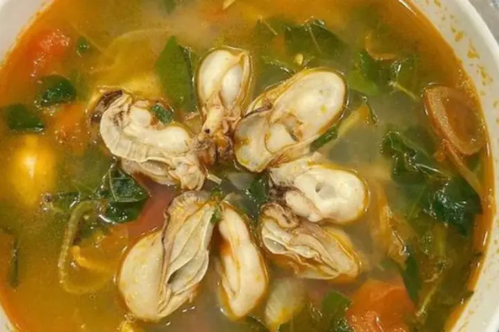 Cách Nấu Canh Hàu Lá Lốt Thơm Ngon, Bổ Dưỡng, Dễ Làm Tại Nhà