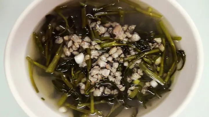 Cách Nấu Canh Hến Với Rau Muống: Hướng Dẫn Chi Tiết Từ A-z Cho Món Ngon Dân Dã Cách Nấu Canh Hến Với Rau Muống: Hướng Dẫn Chi Tiết Từ A-z Cho Món Ngon Dân Dã