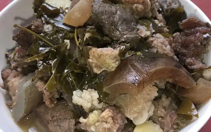 Cách Nấu Canh Lá Lồm Chua Thanh Mát Cho Ngày Hè Oi Bức