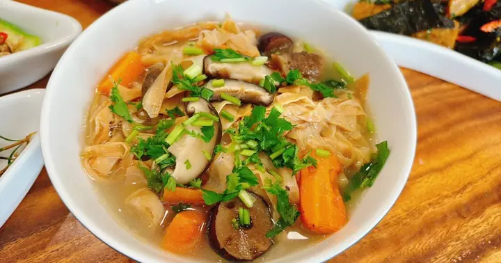 Cách Nấu Canh Măng Chay Thanh Mát, Đậm Đà Cho Bữa Cơm Chay Cách Nấu Canh Măng Chay Thanh Mát, Đậm Đà Cho Bữa Cơm Chay