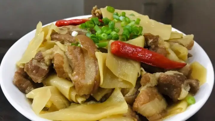Cách Nấu Canh Măng Chua Với Thịt Heo Thơm Ngon, Đơn Giản Tại Nhà