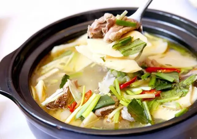 Cách Nấu Canh Măng Gà Thơm Ngon, Bổ Dưỡng Cho Ngày Se Lạnh
