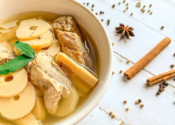 Cách Nấu Canh Măng Khô Ngày Tết Ngon Chuẩn Vị Miền Bắc