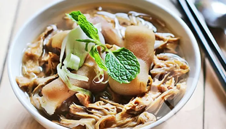Cách Nấu Canh Măng Khô Ngày Tết Ngon Chuẩn Vị Miền Bắc