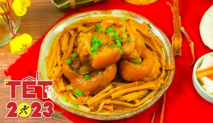 Cách Nấu Canh Măng Khô Ngày Tết Ngon Chuẩn Vị Miền Bắc