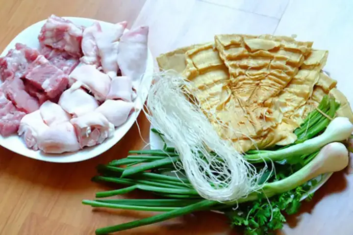 Cách Nấu Canh Măng Miến Thơm Ngon, Đậm Đà Chuẩn Vị Ngày Tết