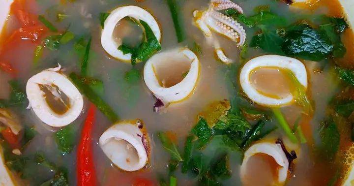 Cách Nấu Canh Mực Lá Lốt Thơm Ngon, Thanh Mát Cho Bữa Cơm Gia Đình