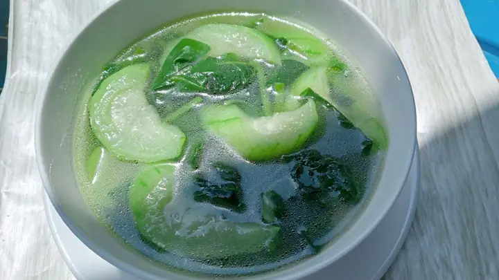 Cách Nấu Canh Mướp Mồng Tơi Thanh Mát, Bổ Dưỡng Cho Ngày Hè
