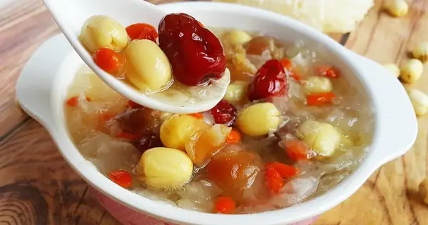 Cách Nấu Canh Nấm Tuyết Thơm Ngon, Bổ Dưỡng Cho Bữa Cơm Gia Đình
