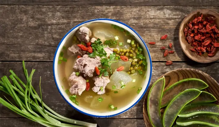 Cách Nấu Canh Nha Đam Thanh Mát, Giải Nhiệt Cho Ngày Hè Cách Nấu Canh Nha Đam Thanh Mát, Giải Nhiệt Cho Ngày Hè