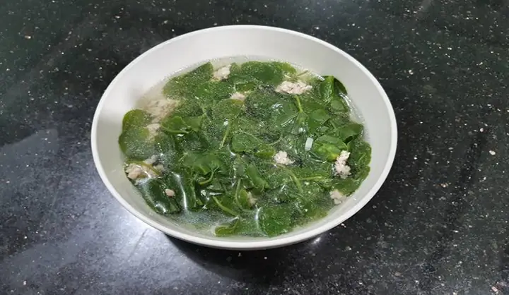Cách Nấu Canh Rau Má Với Thịt Bò: Hướng Dẫn Chi Tiết Và Bí Quyết Giữ Nguyên Dưỡng Chất Cách Nấu Canh Rau Má Với Thịt Bò: Hướng Dẫn Chi Tiết Và Bí Quyết Giữ Nguyên Dưỡng Chất