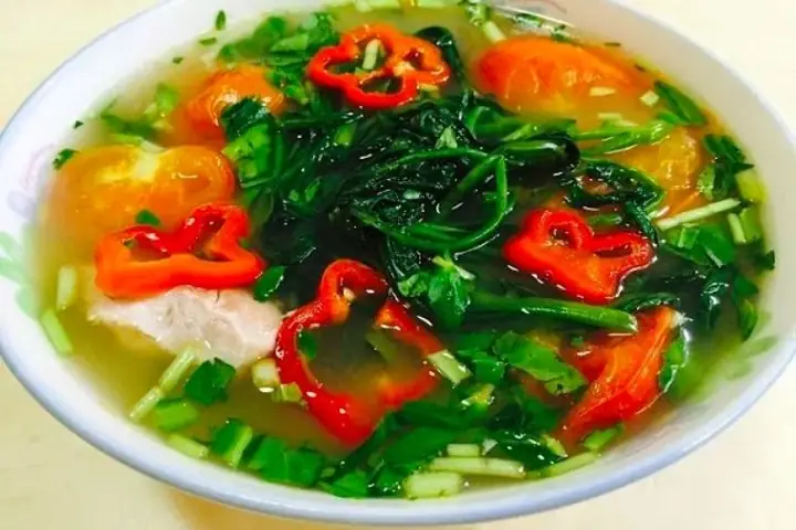 Cách Nấu Canh Rau Muống Tỏi: Hướng Dẫn Chi Tiết Từ A-z Cho Người Mới Bắt Đầu