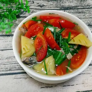 Cách Nấu Canh Thơm Với Cá: Bí Quyết Cho Món Ngon Thanh Mát Chuẩn Vị Gia Đình