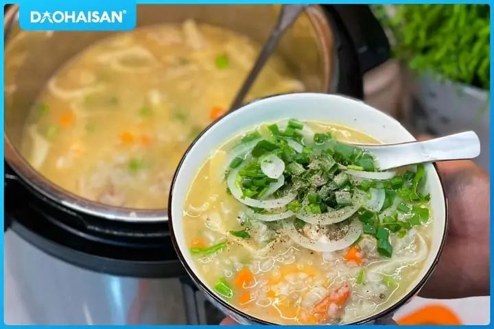 Cách Nấu Cháo Hải Sản Thơm Ngon, Bổ Dưỡng Cho Mọi Nhà Cách Nấu Cháo Hải Sản Thơm Ngon, Bổ Dưỡng Cho Mọi Nhà