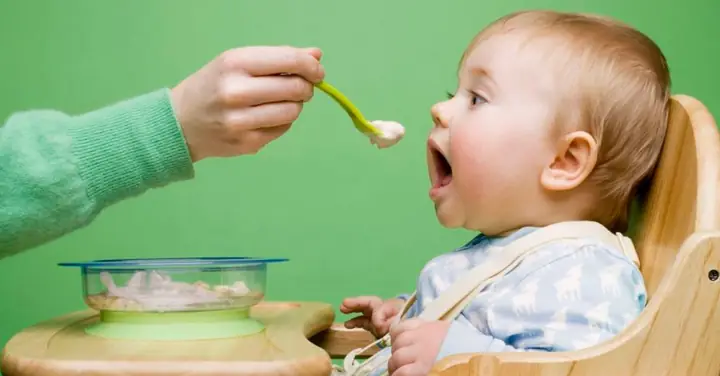 Cách Nấu Cháo Rau Lang Cho Bé Ăn Dặm
