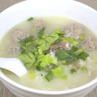 Cách Nấu Cháo Thịt Viên Thơm Ngon, Bổ Dưỡng Cho Mọi Lứa Tuổi