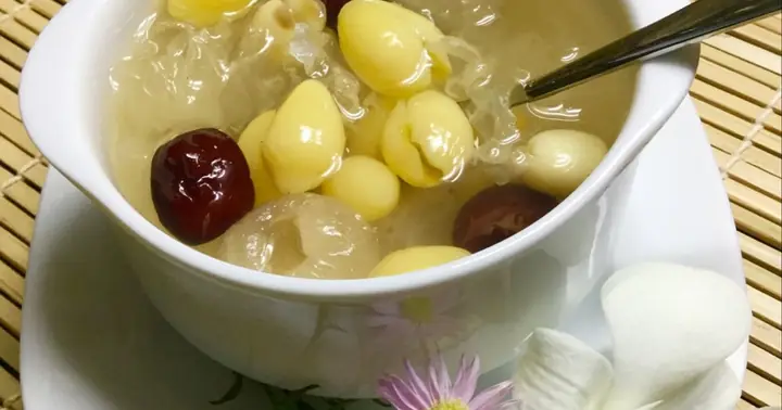 Cách Nấu Chè Bạch Quả Củ Năng Thơm Ngon, Thanh Mát Cho Ngày Hè