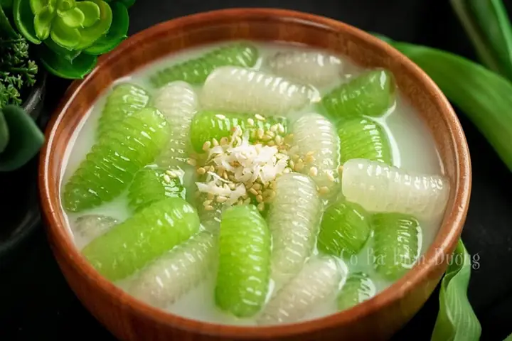 Cách Nấu Chè Bột Lọc Sợi Thơm Ngon, Dai Giòn Sần Sật Chuẩn Vị