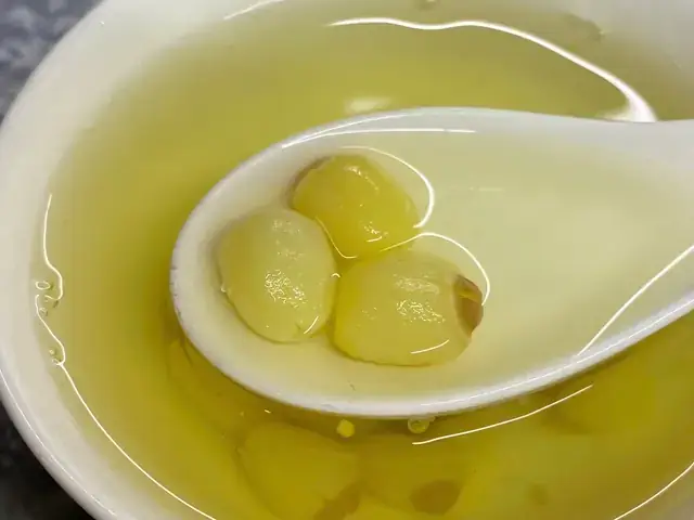 Cách Nấu Chè Hạnh Nhân Bùi Bùi, Thơm Ngon Đơn Giản Tại Nhà
