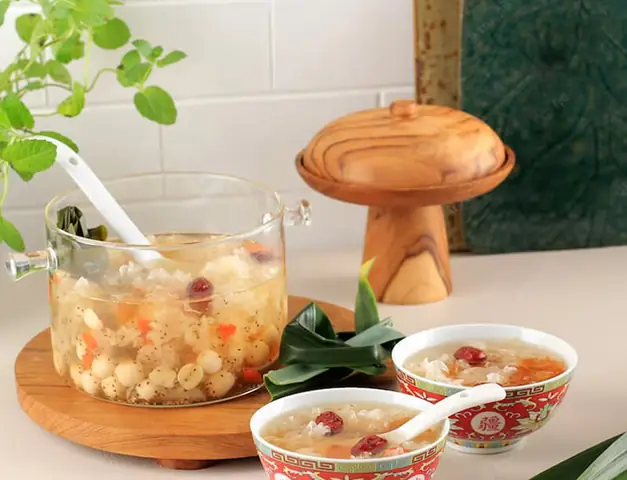 Cách Nấu Chè Hạt Sen Chữa Mất Ngủ Hiệu Quả Tại Nhà