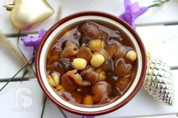 Cách Nấu Chè Hạt Sen Nhãn Nhục Đậu Xanh Béo Ngậy, Thơm Ngon Ngày Hè