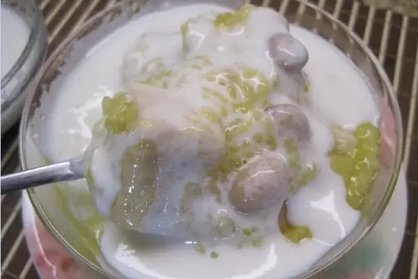 Cách Nấu Chè Khoai Môn Hạt Sen Thơm Bùi, Béo Ngậy Chuẩn Vị Miền Tây