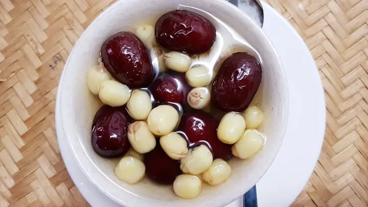 Cách Nấu Chè Táo Đỏ Hạt Sen Cho Bà Bầu Chuẩn Dinh Dưỡng, An Toàn Thai Kỳ