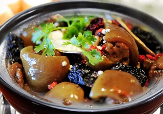 Cách Nấu Chè Thuốc Bắc Ngon Chuẩn Vị, Bổ Dưỡng Cho Sức Khỏe
