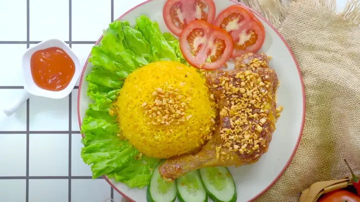 Cách Nấu Cơm Gà Chiên Mắm Ngon Chuẩn Vị Nhà Hàng