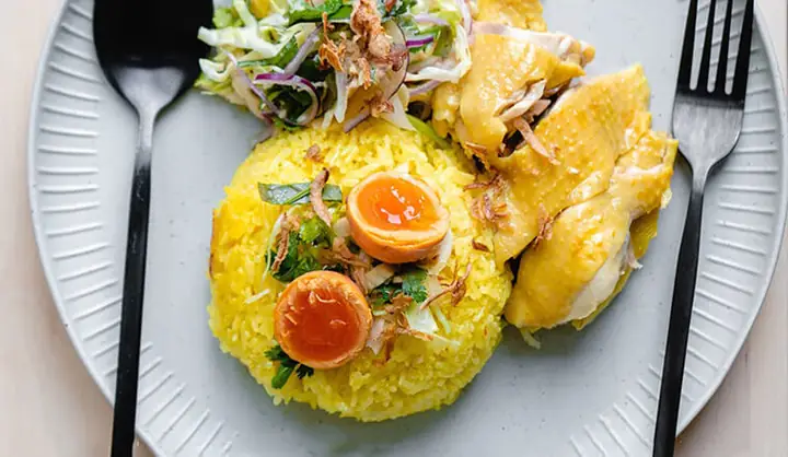 Cách Nấu Cơm Gà Quảng Nam Chuẩn Vị, Thịt Gà Dai Ngon, Cơm Dẻo Thơm