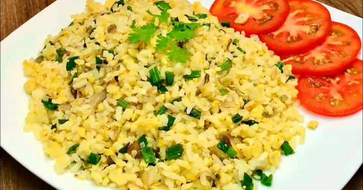 Cách Nấu Cơm Rang Trứng Ngon Chuẩn Vị Như Ngoài Hàng
