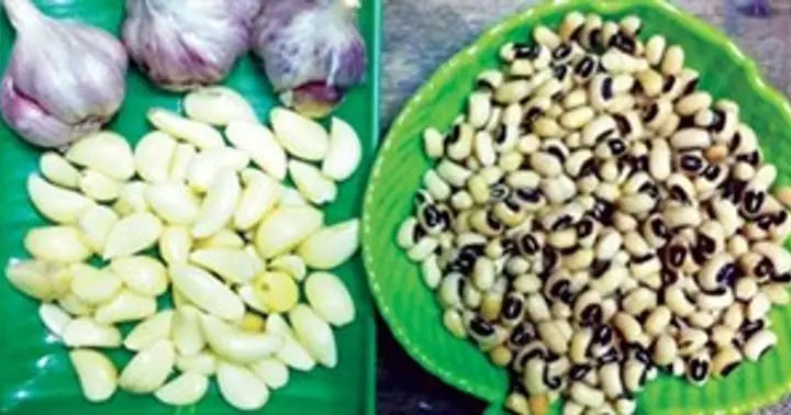 Cách Nấu Đậu Trắng Với Tỏi: Hướng Dẫn Chi Tiết Từ A-z Cho Người Mới Bắt Đầu Cách Nấu Đậu Trắng Với Tỏi: Hướng Dẫn Chi Tiết Từ A-z Cho Người Mới Bắt Đầu