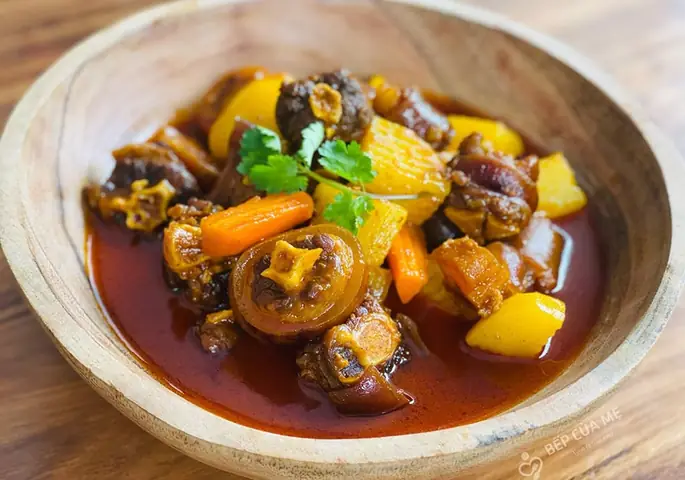 Cách Nấu Đuôi Bò Sốt Vang Thơm Ngon, Béo Ngậy Chuẩn Vị Nhà Hàng