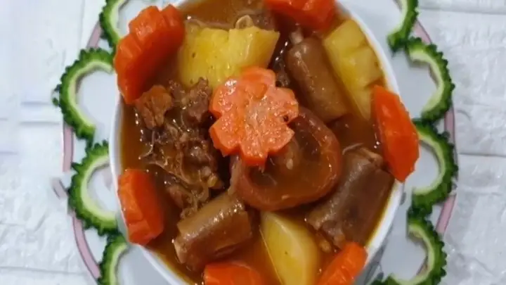 Cách Nấu Đuôi Bò Sốt Vang Thơm Ngon, Béo Ngậy Chuẩn Vị Nhà Hàng