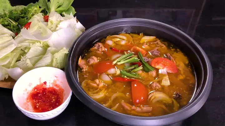 Cách Nấu Gà Chua Cay Ngon Chuẩn Vị, Dễ Làm Tại Nhà