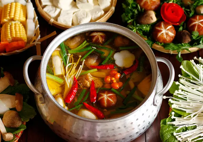 Cách Nấu Gà Chua Cay Ngon Chuẩn Vị, Dễ Làm Tại Nhà