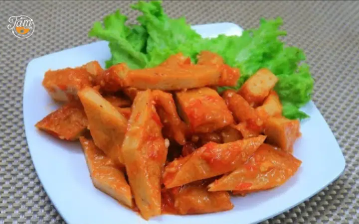 Cách Nấu Giò Sốt Cà Chua Ngon Chuẩn Vị, Thịt Mềm Không Bị Khô