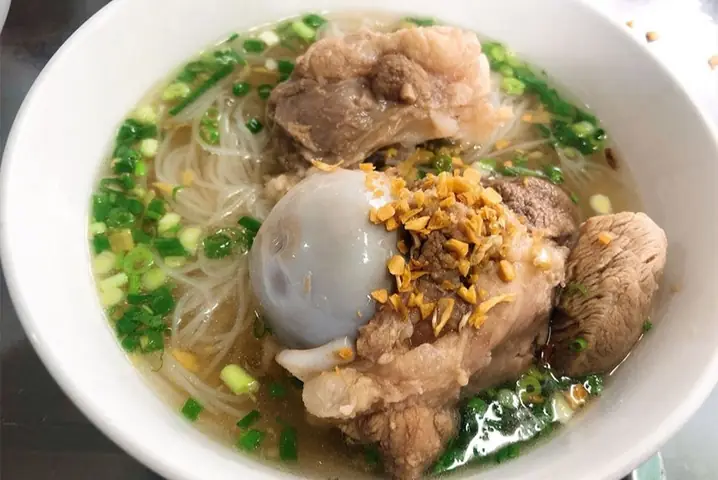 Cách Nấu Hủ Tiếu Xương Ngon Chuẩn Vị Tại Nhà