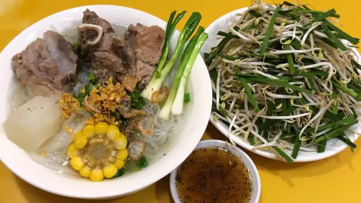 Cách Nấu Hủ Tiếu Xương Ngon Chuẩn Vị Tại Nhà