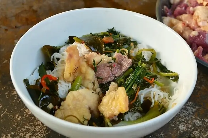Cách Nấu Lẩu Bò Lá Giang Chuẩn Vị, Thơm Ngon Tại Nhà